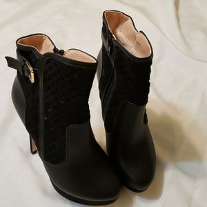 Black Boots - new without box